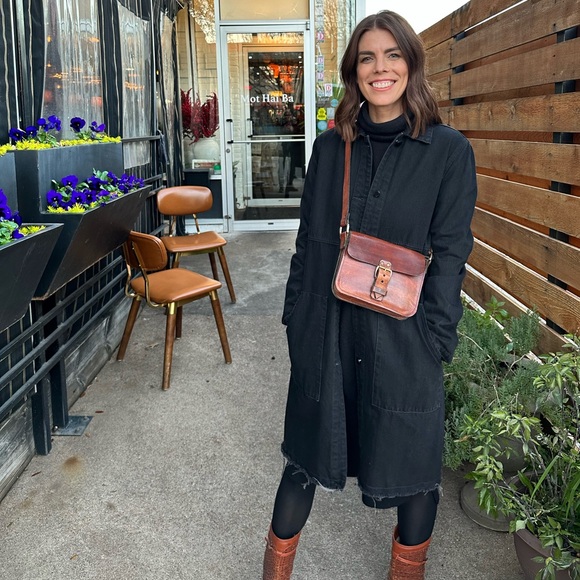 Meet your Posher, Kaleigh - Picture 2 of 4